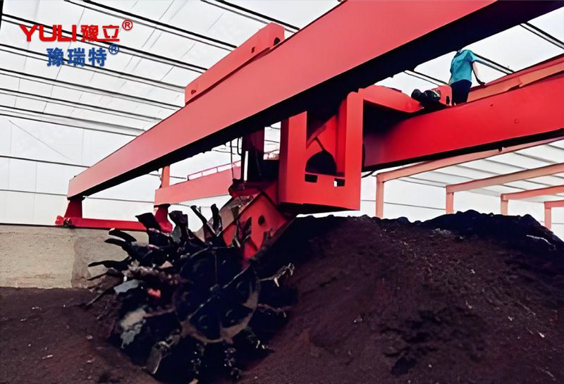 15米跨度輪盤式翻堆機